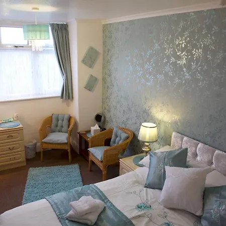 Πανσιόν Marina 4*