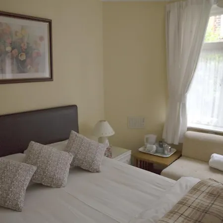 Marina Guest house