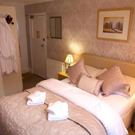 Marina Guest house Scarborough