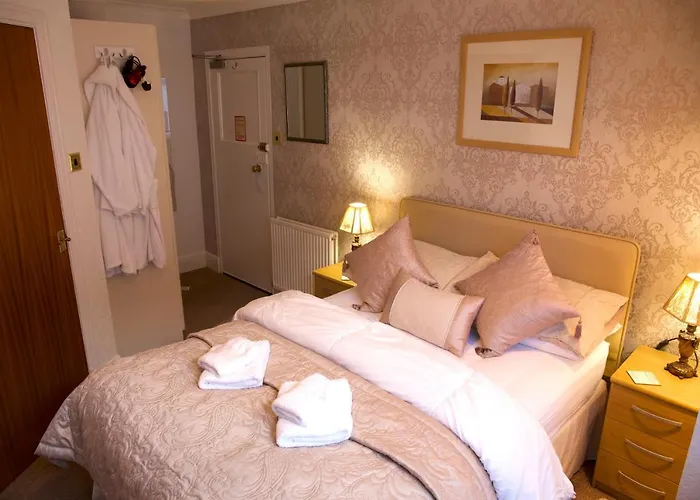 Marina Pensión Scarborough