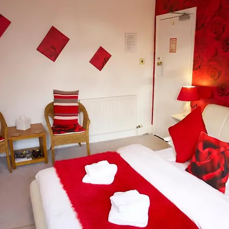 Marina 4* Scarborough